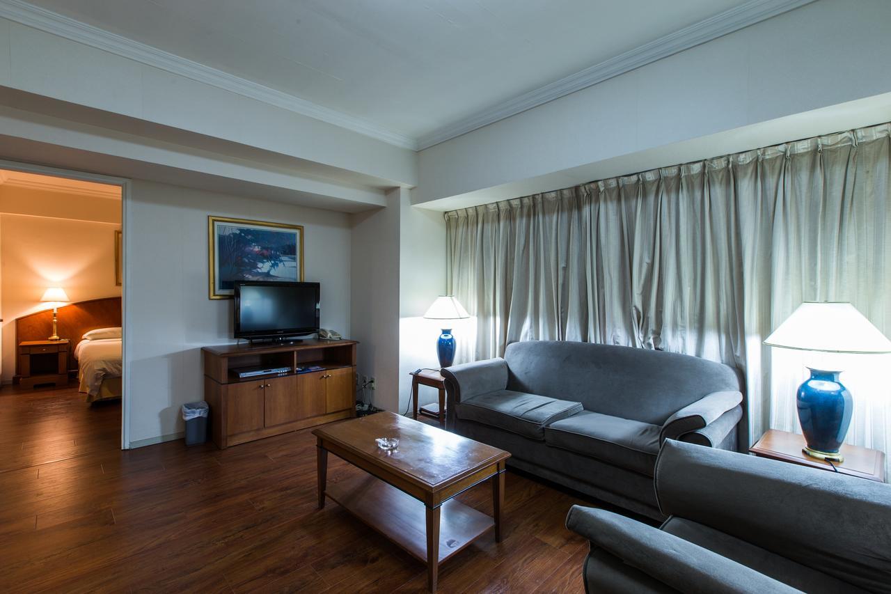 Ruishi Hotel Dalian Exterior foto